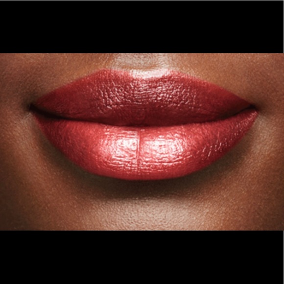 (1 left)🚨SALE! NouriShine Plus® Lip Gloss - Picture 4 of 5